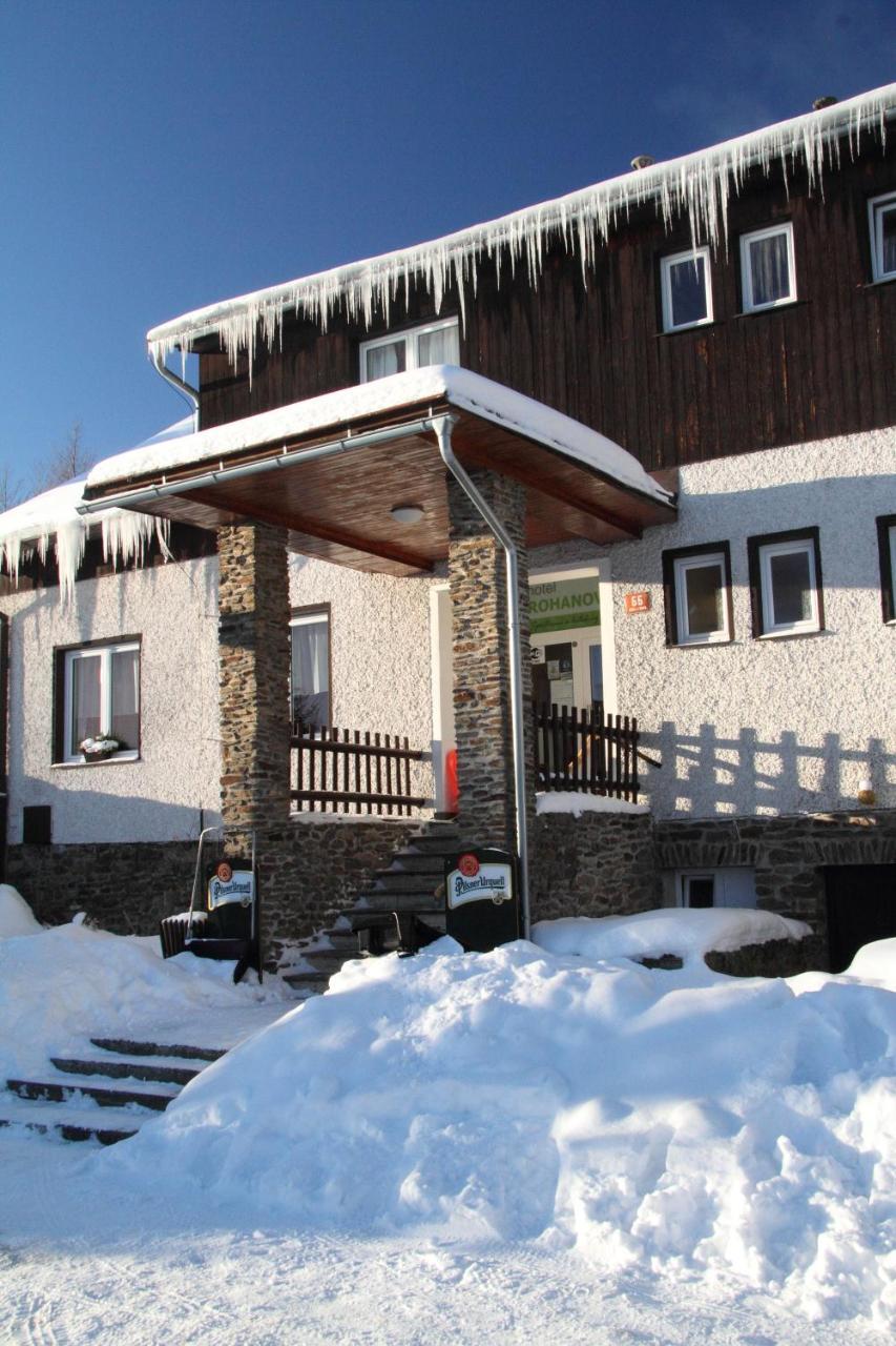 Hotel Rohanov Lhota nad Rohanovem Εξωτερικό φωτογραφία
